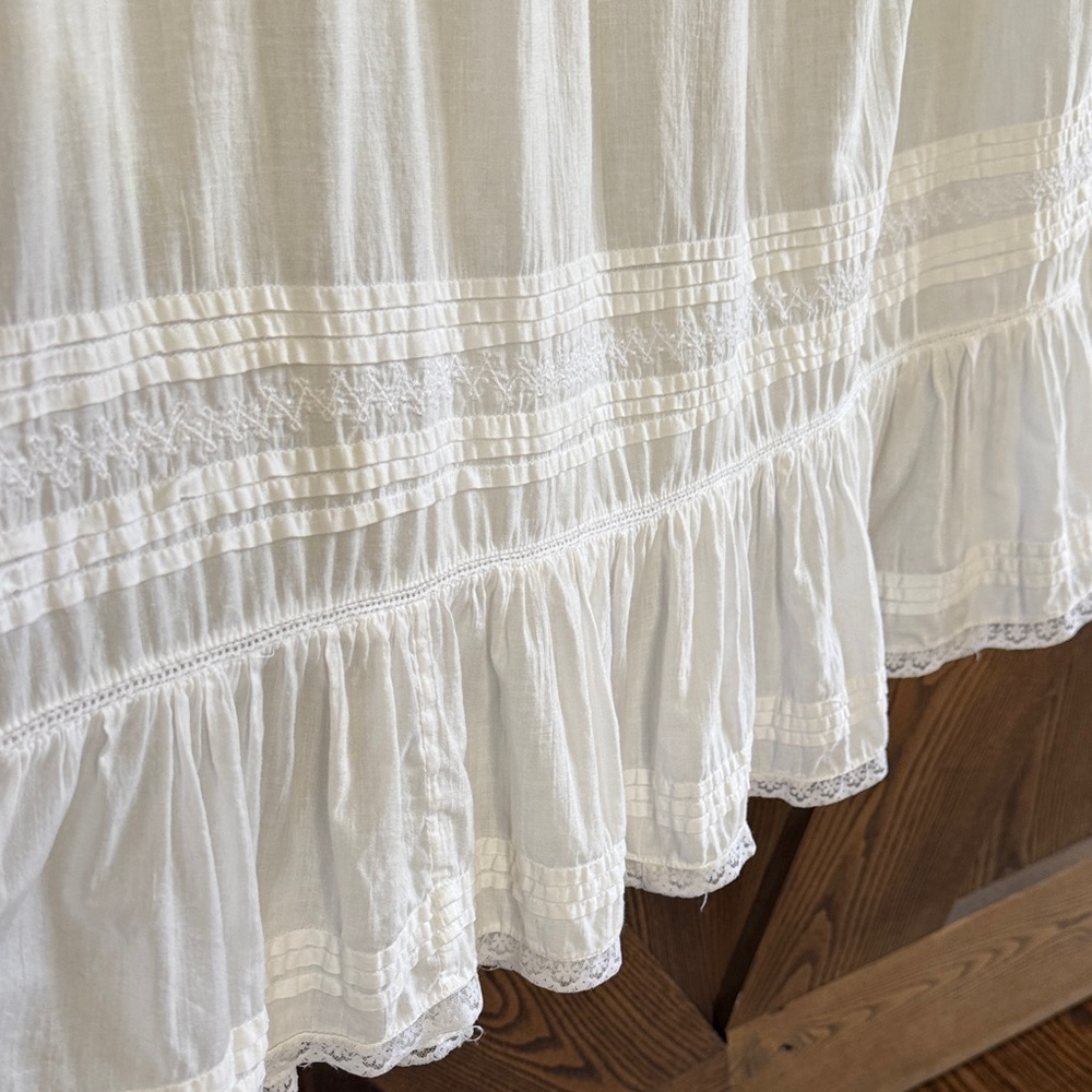 White Lace Heirloom Maxi Dress - Picture 4 of 11